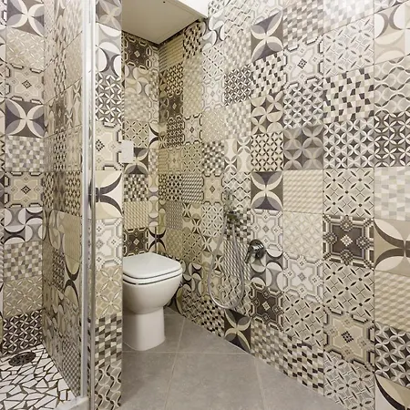 White Stylish 3 Apartament