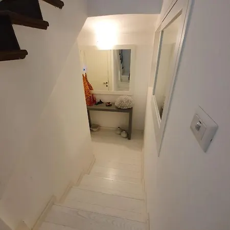 White Stylish 3 Apartment